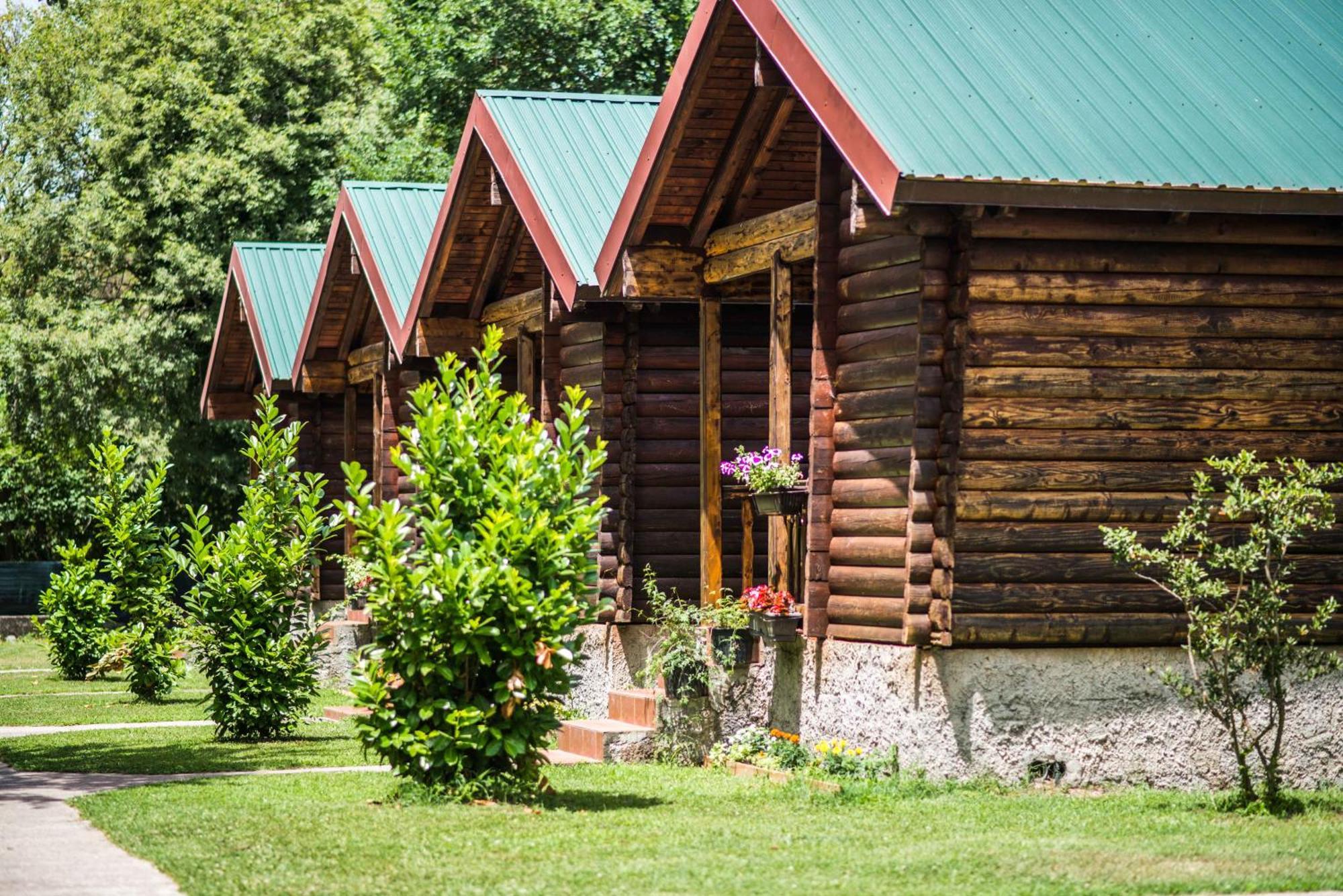 Wooden Village Resort Ponari Екстериор снимка